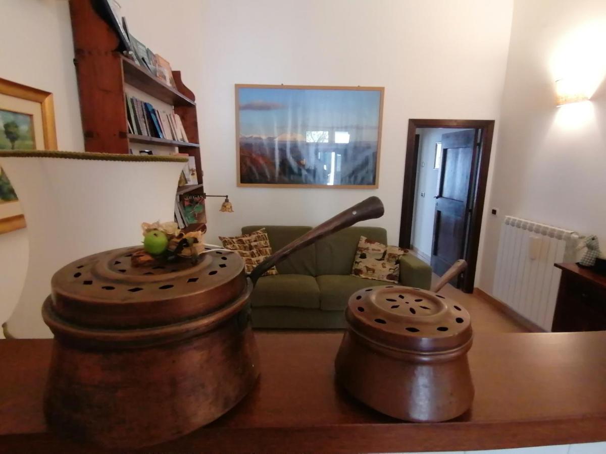 Il Sorriso Apartment Orvinio Екстериор снимка