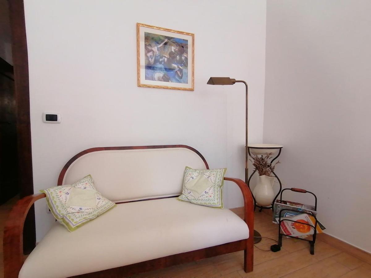 Il Sorriso Apartment Orvinio Екстериор снимка