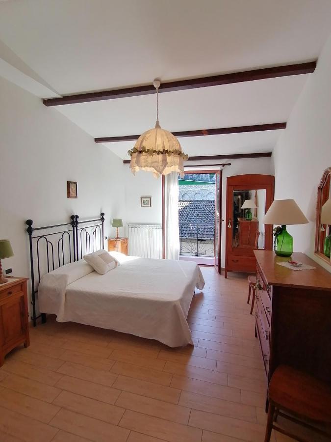 Il Sorriso Apartment Orvinio Екстериор снимка