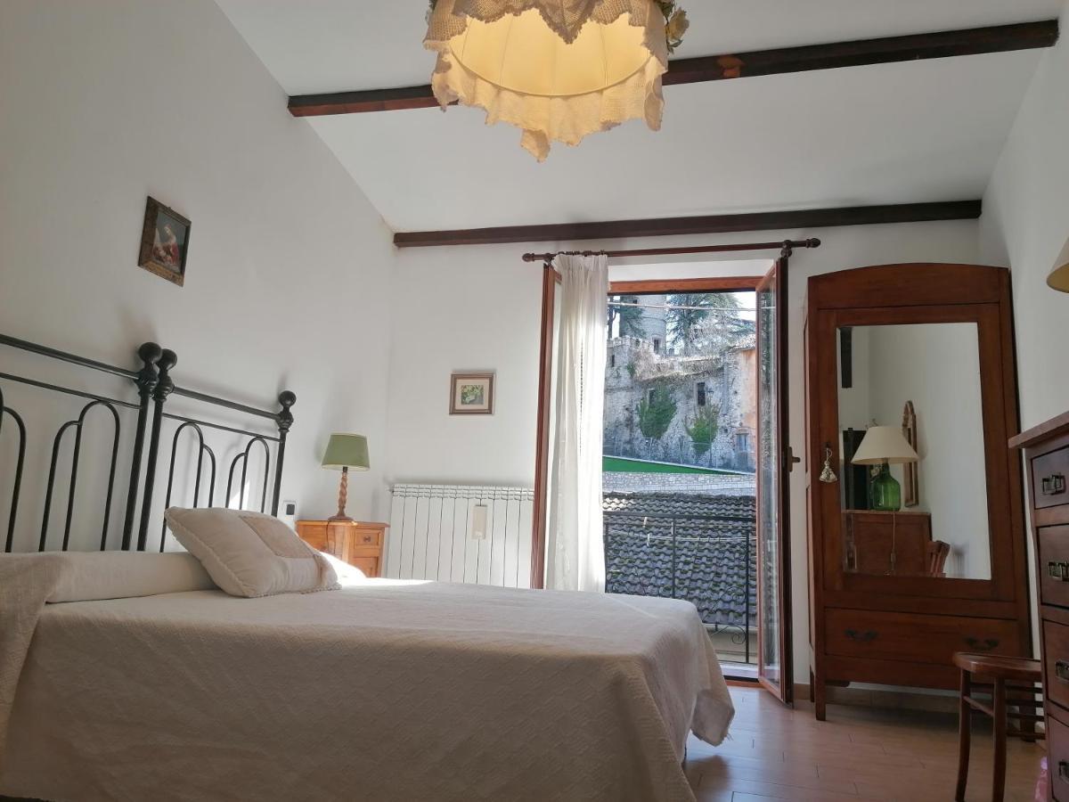 Il Sorriso Apartment Orvinio Екстериор снимка